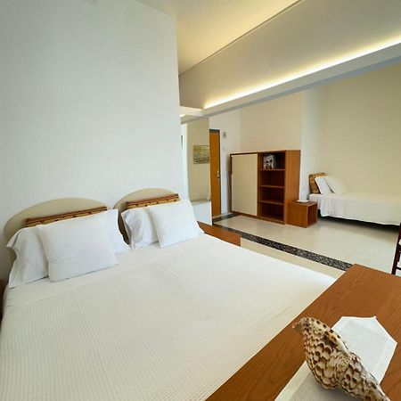 Hotel Pinocchio Каттоліка Екстер'єр фото
